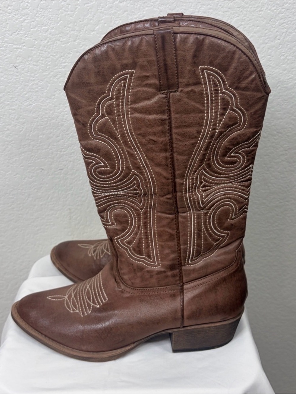 Coconuts by Matisse Brown Embroidered Western Heeled Boots
